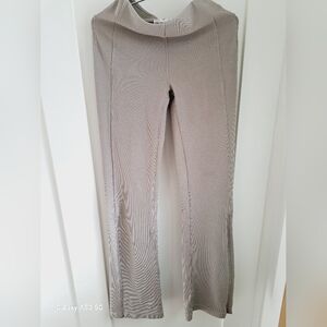 Lululemon women pants activewear size 2